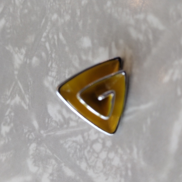 Beautiful faux silver triangle 3D earrings. - Picture 2 of 4